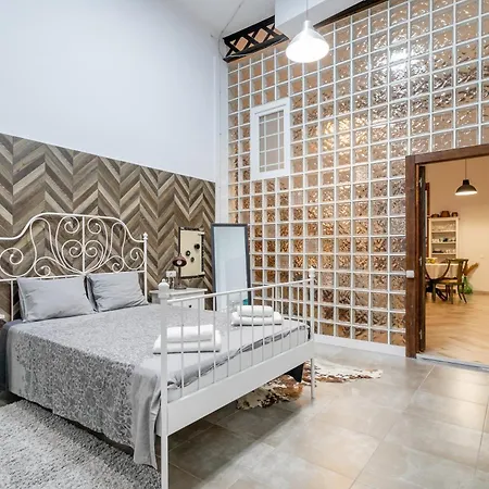 Loft Centro شقة لقنت